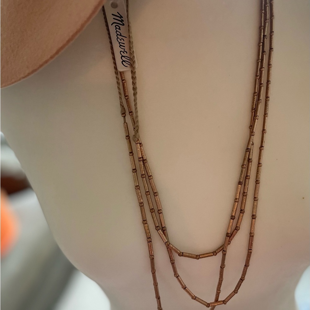 Neutral color Versatile Madewell necklace or bracelet
